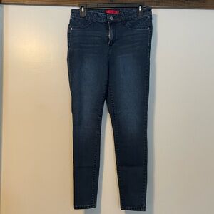 Jennifer Lopez Dark Blue Skinny Jeans